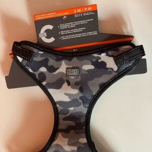 Cloe Cluzo CamonBrand new harness size small